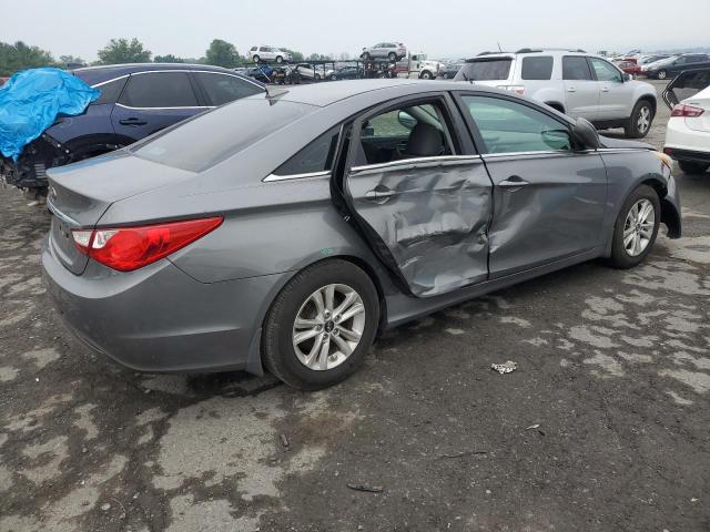 Photo 3 from auction – 2013 HYUNDAI SONATA GLS with VIN 5NPEB4AC4DH660180