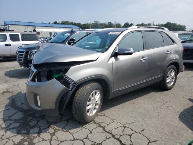 KIA SORENTO LX 2015 with VIN 5XYKT4A61FG657645 - Photo from auction