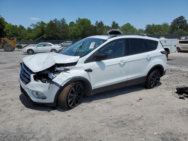 FORD ESCAPE 2017 with VIN 1FMCU0GD3HUC23191 - Photo from auction