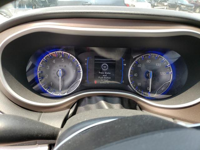 Photo 9 from auction – 2020 CHRYSLER VOYAGER LX with VIN 2C4RC1DG0LR266284