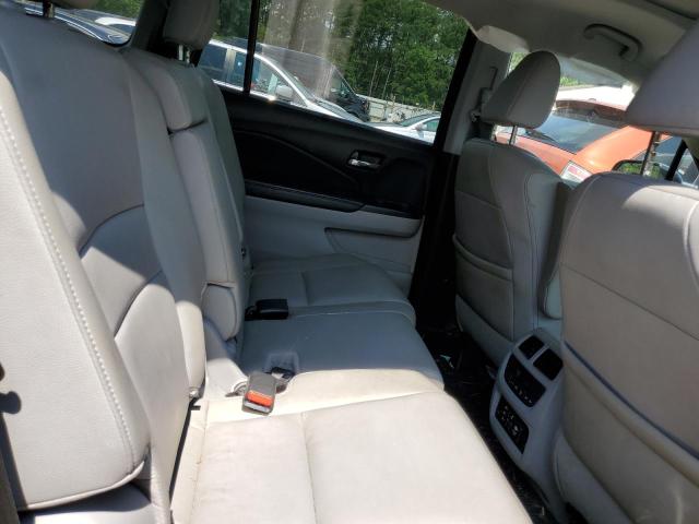 Photo 11 from auction – 2017 HONDA PILOT TOUR with VIN 5FNYF6H92HB008539