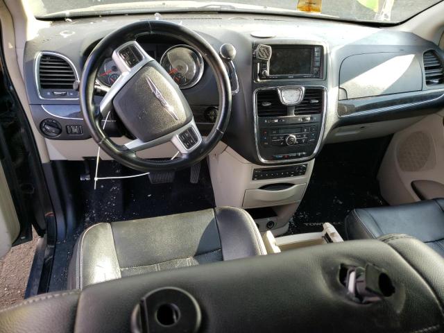 Photo 8 from auction – 2011 CHRYSLER TOWN & COU with VIN 2A4RR8DG3BR704750