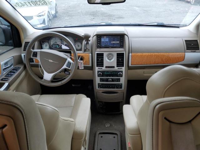 Photo 8 from auction – 2008 CHRYSLER TOWN & COU with VIN 2A8HR64X58R646356