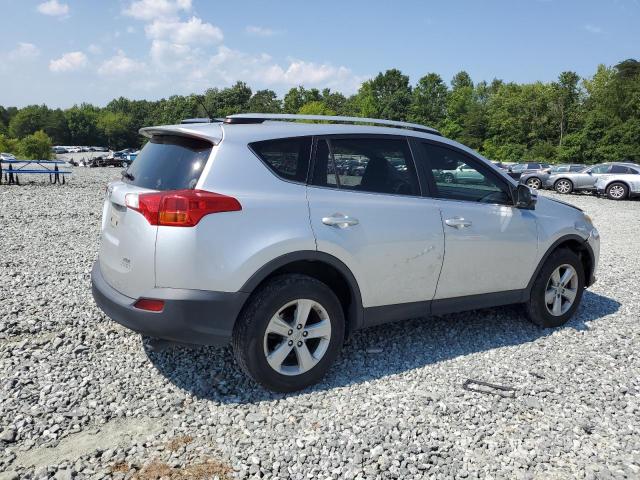 Photo 3 from auction – 2014 TOYOTA RAV4 XLE with VIN JTMWFREV6EJ007988