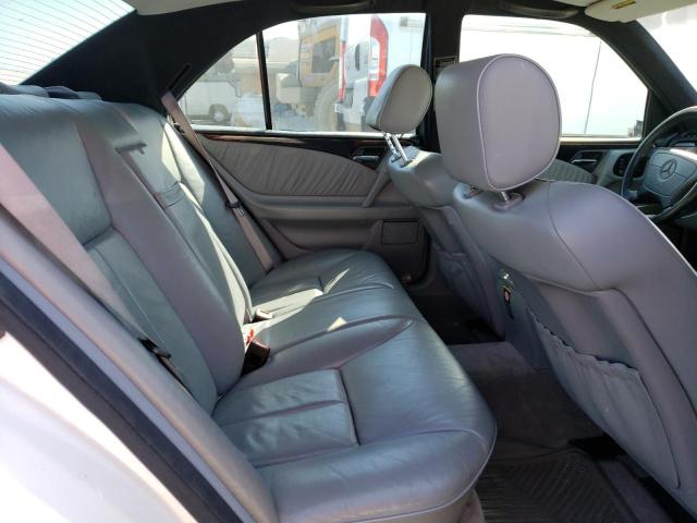 Photo 10 from auction – 1998 MERCEDES-BENZ E 320 with VIN WDBJF65F7WA653817