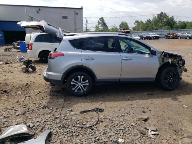 Photo 3 from auction – 2018 TOYOTA RAV4 LE with VIN 2T3BFREV3JW714900