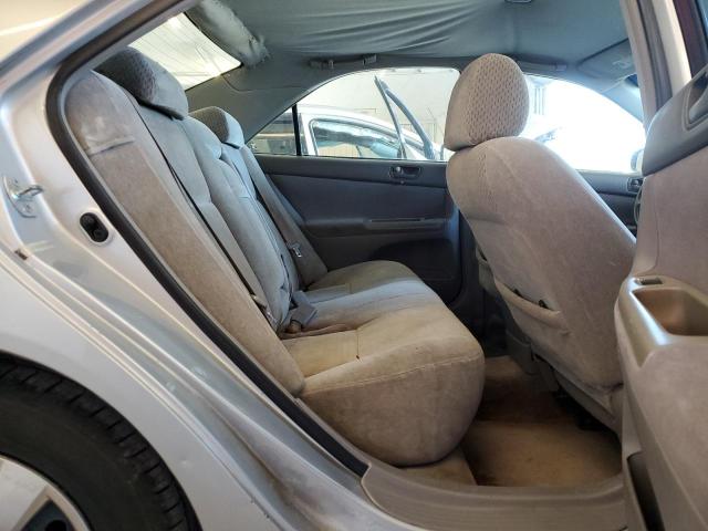 Photo 10 from auction – 2002 TOYOTA CAMRY LE with VIN 4T1BE32K22U621869