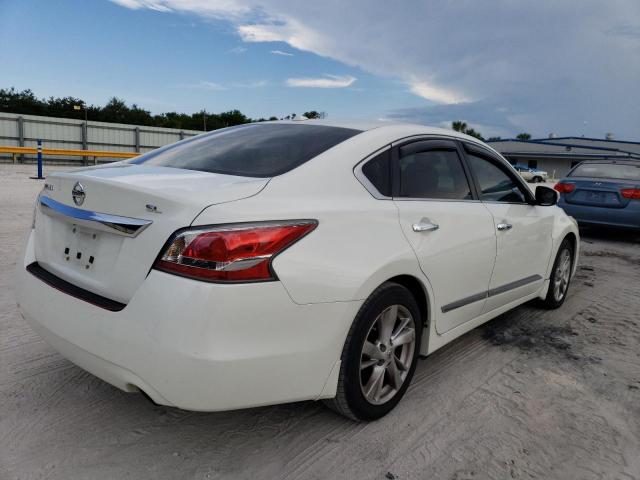 Photo 3 from auction – 2015 NISSAN ALTIMA 2.5 with VIN 1N4AL3AP1FN335889