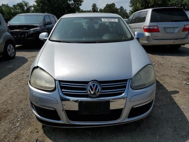 Photo 5 from auction – 2005 VOLKSWAGEN NEW JETTA with VIN 3VWDF71K65M610074