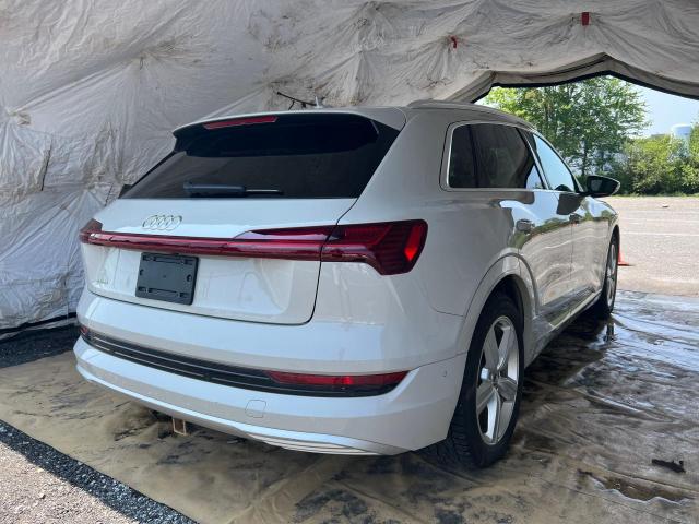 Photo 4 from auction – 2019 AUDI E-TRON PRE with VIN WA1LAAGEXKB013129