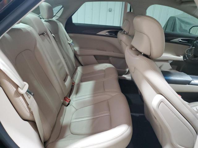 Photo 10 from auction – 2017 LINCOLN MKZ RESERV with VIN 3LN6L5F92HR621929
