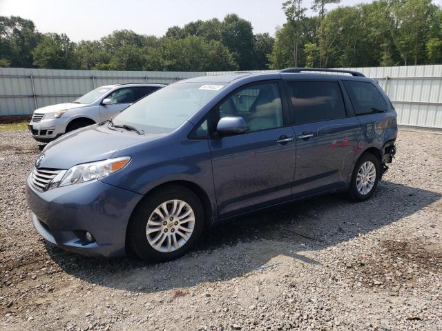 Photo 1 from auction – 2015 TOYOTA SIENNA XLE with VIN 5TDYK3DC2FS673977