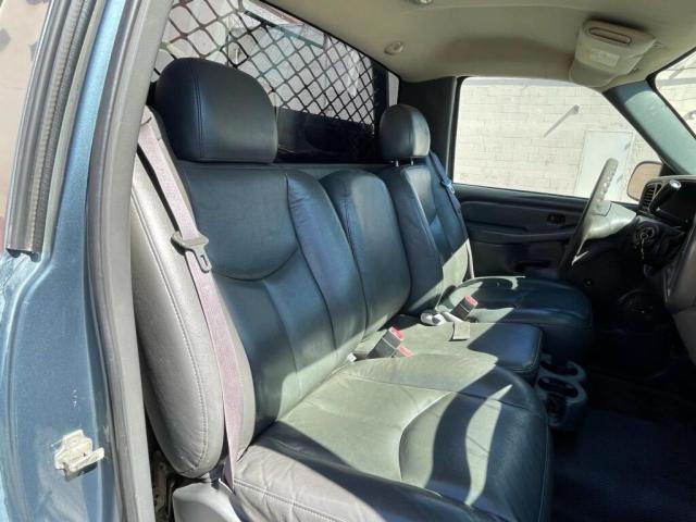 Photo 9 from auction – 2006 CHEVROLET SILVERADO with VIN 1GCHC24U86E235907