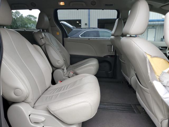 Photo 11 from auction – 2012 TOYOTA SIENNA XLE with VIN 5TDYK3DC0CS274237