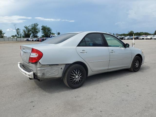 Photo 3 from auction – 2003 TOYOTA CAMRY LE with VIN 4T1BE32K53U121321