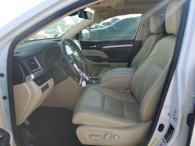 Photo 7 from auction – 2018 TOYOTA HIGHLANDER with VIN 5TDKZRFH9JS530689
