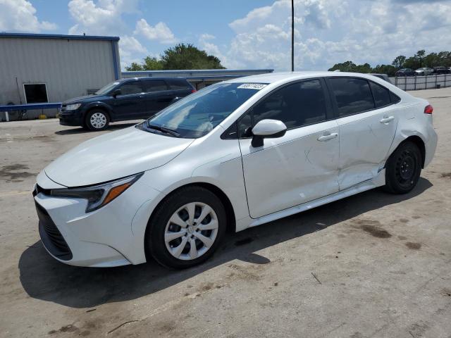 TOYOTA COROLLA LE 2023 with VIN JTDBCMFE4P3010470 - Photo from auction