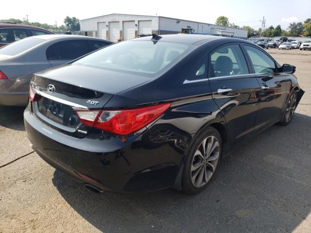 Photo 3 from auction – 2013 HYUNDAI SONATA SE with VIN 5NPEC4AB7DH687913