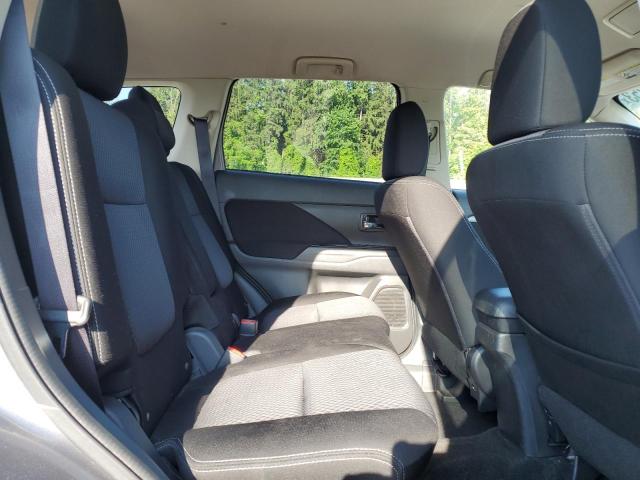 Photo 11 from auction – 2018 MITSUBISHI OUTLANDER with VIN JA4AZ3A39JZ057907