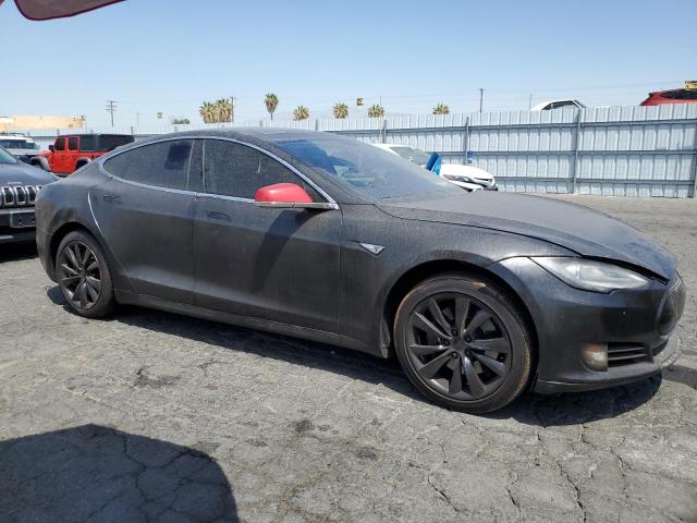 Photo 4 from auction – 2013 TESLA MODEL S with VIN 5YJSA1CNXDFP28323