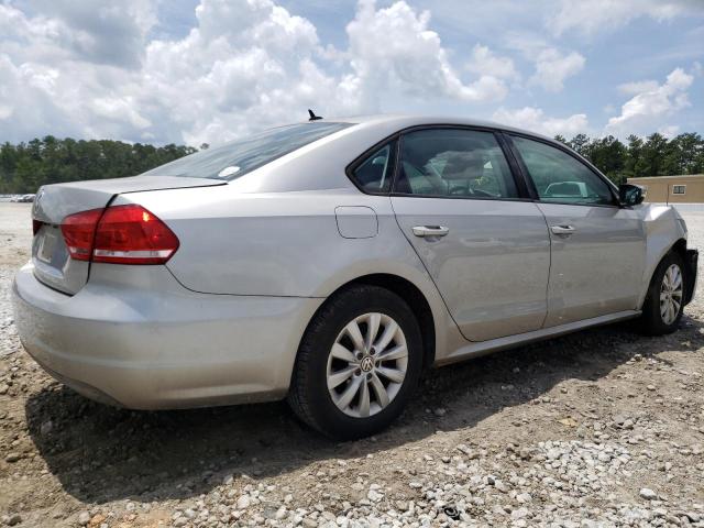Photo 3 from auction – 2013 VOLKSWAGEN PASSAT S with VIN 1VWAP7A34DC084925