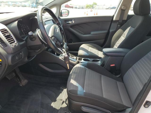Photo 7 from auction – 2017 KIA FORTE LX with VIN 3KPFL4A70HE084540