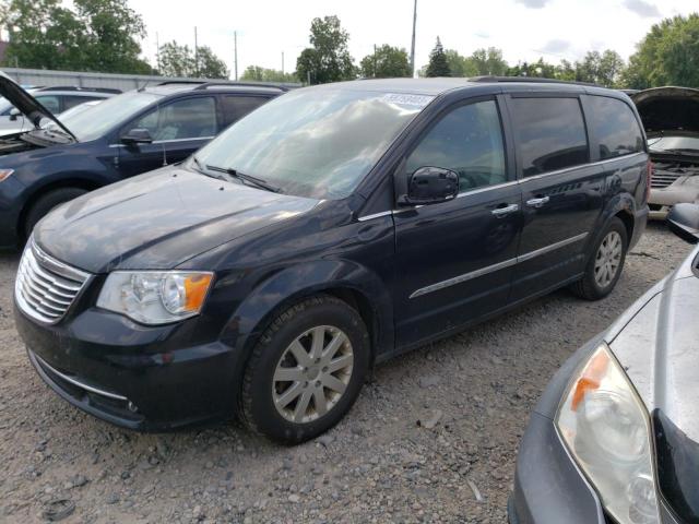 CHRYSLER TOWN & COU 2016 with VIN 2C4RC1BG2GR215586 - Photo from auction