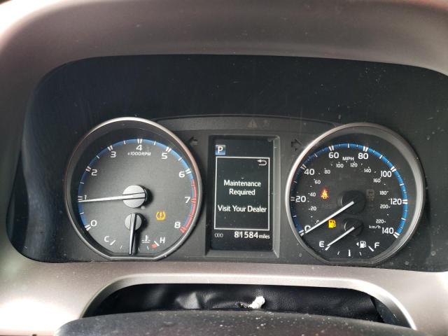 Photo 9 from auction – 2018 TOYOTA RAV4 LE with VIN JTMZFREV4JJ155435