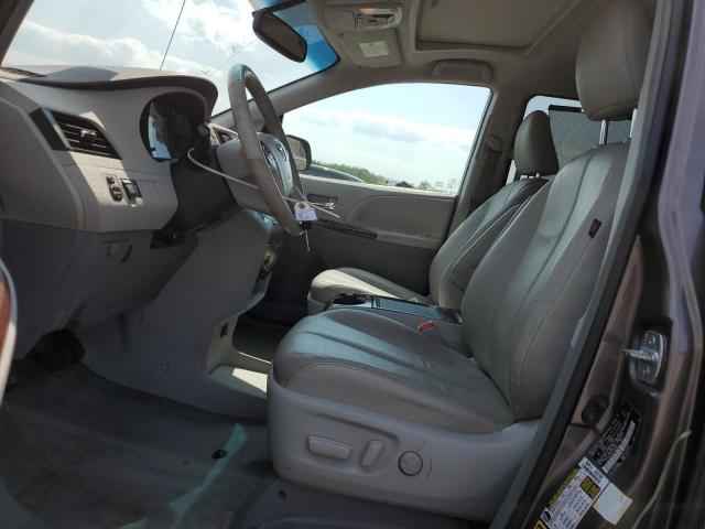 Photo 7 from auction – 2014 TOYOTA SIENNA XLE with VIN 5TDYK3DC0ES493606