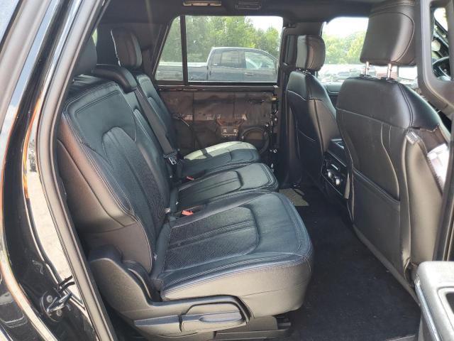 Photo 11 from auction – 2018 FORD EXPEDITION with VIN 1FMJK2ATXJEA37477