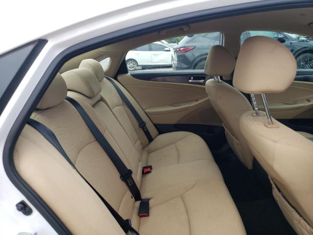 Photo 10 from auction – 2014 HYUNDAI SONATA HYB with VIN KMHEC4A40EA108542