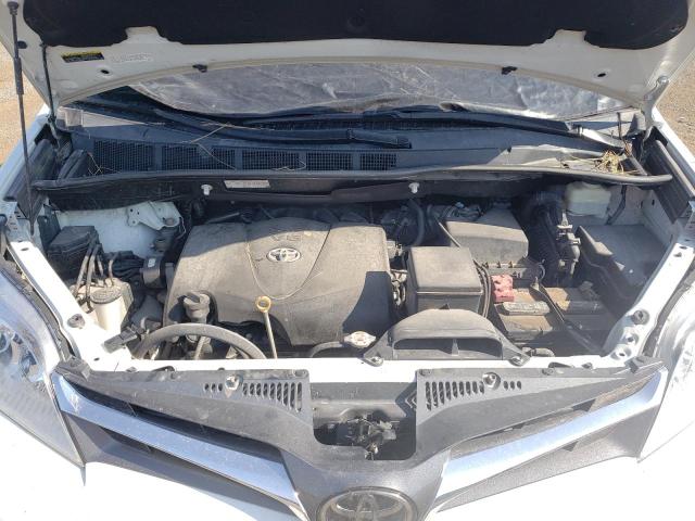 Photo 12 from auction – 2018 TOYOTA SIENNA XLE with VIN 5TDDZ3DC1JS205144