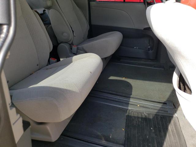 Photo 10 from auction – 2020 TOYOTA SIENNA LE with VIN 5TDKZ3DC6LS065702