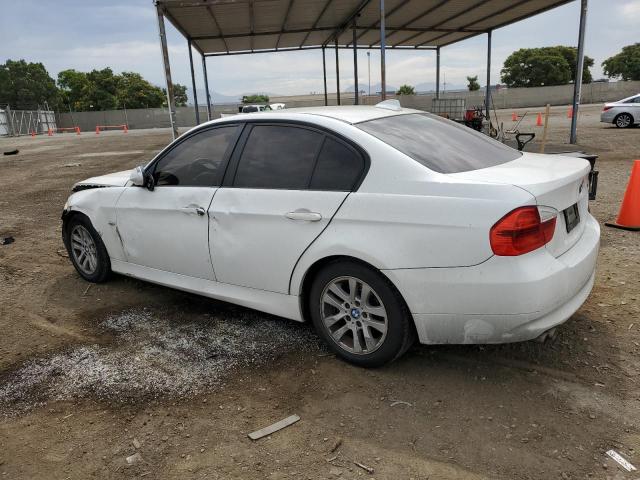 Photo 2 from auction – 2007 BMW 328 I with VIN WBAVA37587NE27915