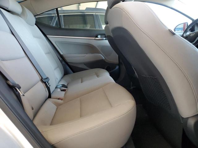 Photo 10 from auction – 2017 HYUNDAI ELANTRA with VIN 5NPD84LF6HH033987