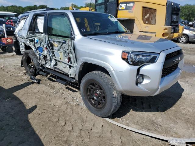 Photo 4 from auction – 2019 TOYOTA 4RUNNER SR with VIN JTEBU5JR2K5614234