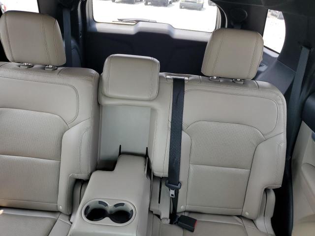 Photo 10 from auction – 2018 FORD EXPLORER L with VIN 1FM5K7F83JGA04800