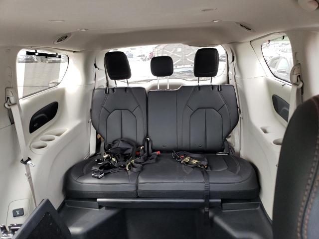 Photo 10 from auction – 2018 CHRYSLER PACIFICA T with VIN 2C4RC1EG0JR271657