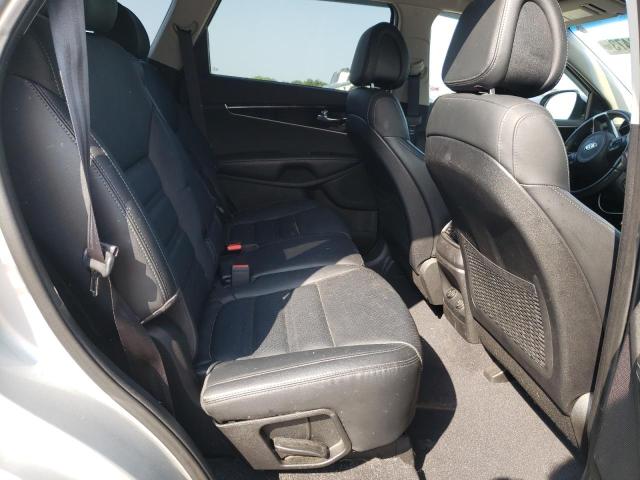 Photo 11 from auction – 2016 KIA SORENTO EX with VIN 5XYPHDA56GG173695