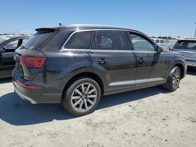 Foto 3 de la subasta – 2017 AUDI Q7 PREMIUM con VIN WA1LAAF7XHD017648