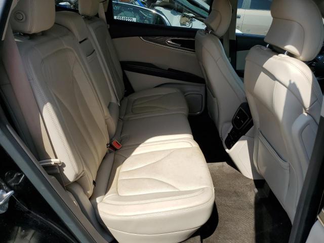 Photo 10 from auction – 2016 LINCOLN MKX RESERV with VIN 2LMTJ8LR7GBL88131