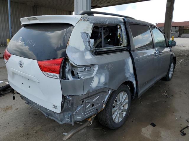 Photo 3 from auction – 2015 TOYOTA SIENNA XLE with VIN 5TDDK3DC7FS104699