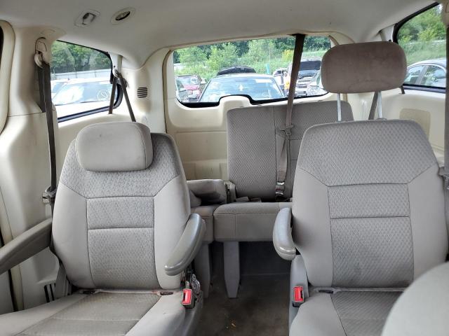 Photo 10 from auction – 2010 CHRYSLER TOWN & COU with VIN 2A4RR2D16AR340346