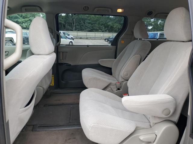Photo 11 from auction – 2013 TOYOTA SIENNA LE with VIN 5TDJK3DC8DS061264