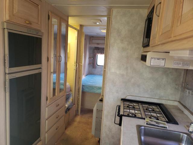 Photo 6 from auction – 1994 GULF STREAM CONQUEST with VIN 1GBJP37N1P3311565