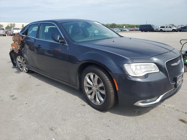 Photo 4 from auction – 2017 CHRYSLER 300C with VIN 2C3CCARG2HH508279