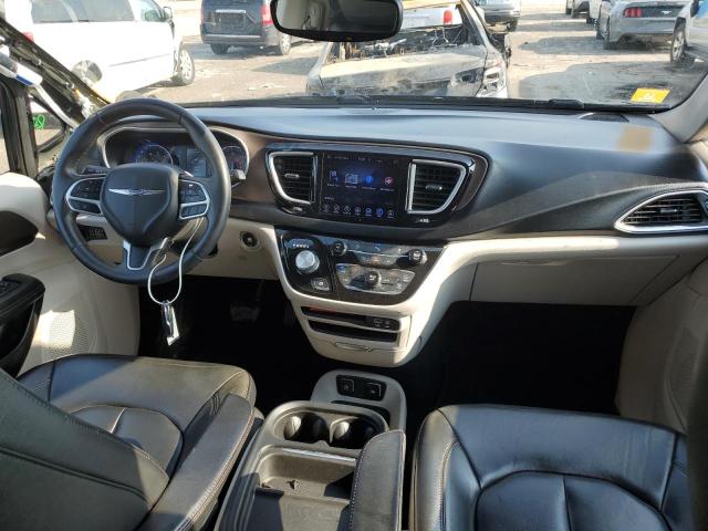 Photo 8 from auction – 2017 CHRYSLER PACIFICA T with VIN 2C4RC1BG6HR756755