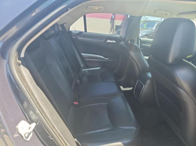 Photo 6 from auction – 2016 CHRYSLER 300 LIMITE with VIN 2C3CCAAG8GH216517