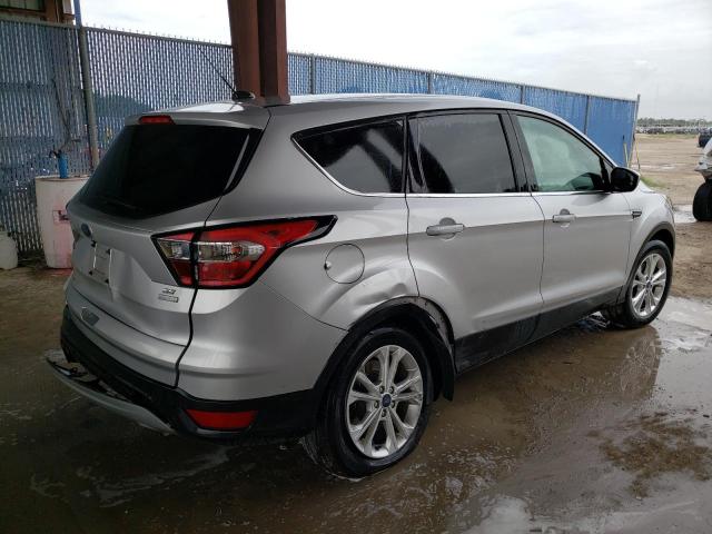 Photo 3 from auction – 2017 FORD ESCAPE SE with VIN 1FMCU0GD7HUC31598
