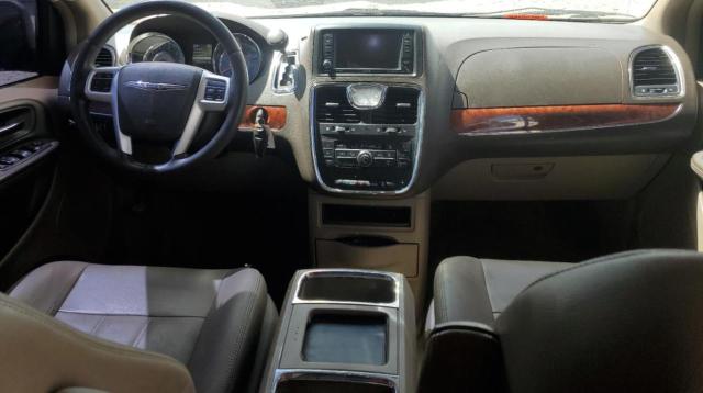 Photo 8 from auction – 2016 CHRYSLER TOWN & COU with VIN 2C4RC1BG6GR197688